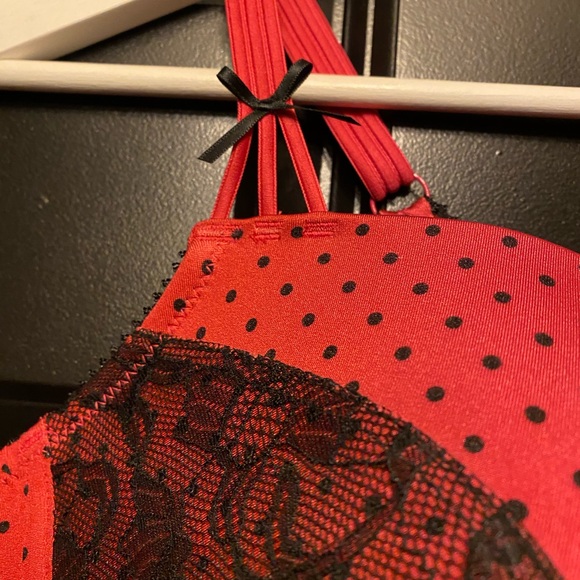 Additionelle NWT balconette bra 42D red/pink polka dot - Picture 5 of 9